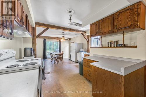 1213 Bayfield Street N, Springwater (Midhurst), ON - Indoor Photo Showing Kitchen