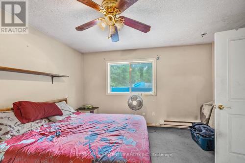 1213 Bayfield Street N, Springwater (Midhurst), ON - Indoor Photo Showing Bedroom