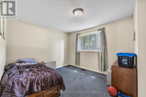 1213 Bayfield Street N, Springwater (Midhurst), ON - Indoor Photo Showing Bedroom