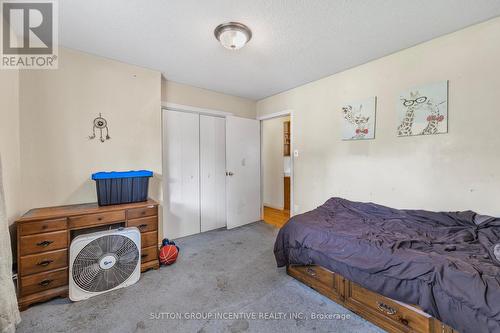 1213 Bayfield Street N, Springwater (Midhurst), ON - Indoor Photo Showing Bedroom