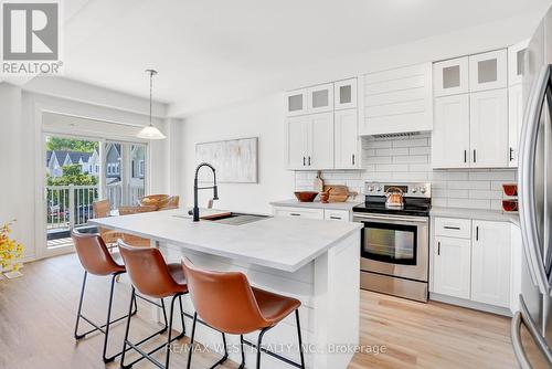 5 - 52 Providence Way, Wasaga Beach, ON - Indoor Photo Showing Kitchen With Stainless Steel Kitchen