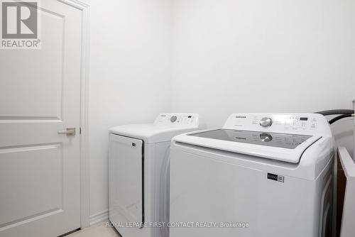 59 Wheatfield Road, Barrie (Innis-Shore), ON - Indoor Photo Showing Laundry Room