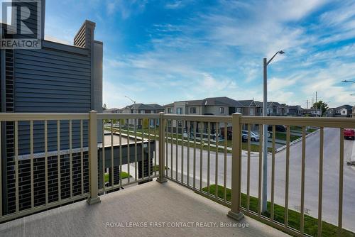 59 Wheatfield Road, Barrie (Innis-Shore), ON - Outdoor With Balcony