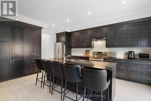 59 Wheatfield Road, Barrie (Innis-Shore), ON - Indoor Photo Showing Kitchen With Double Sink With Upgraded Kitchen