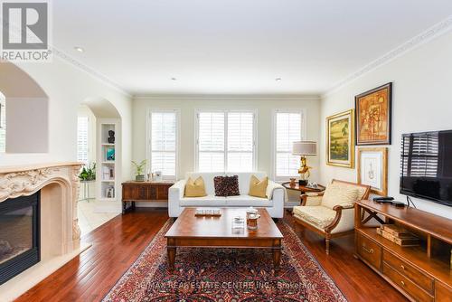 819 Canyon Street, Mississauga, ON - Indoor Photo Showing Living Room With Fireplace