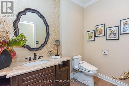 819 Canyon Street, Mississauga, ON - Indoor Photo Showing Bathroom