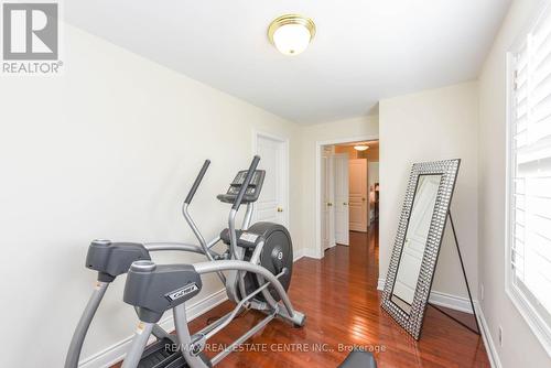 819 Canyon Street, Mississauga, ON - Indoor Photo Showing Gym Room