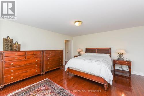 819 Canyon Street, Mississauga, ON - Indoor Photo Showing Bedroom