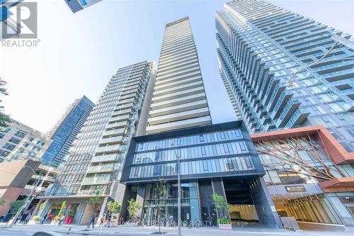 706 - 28 Wellesley Street E, Toronto (Church-Yonge Corridor), ON - Outdoor With Facade