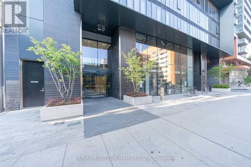 706 - 28 Wellesley Street E, Toronto, ON - Outdoor