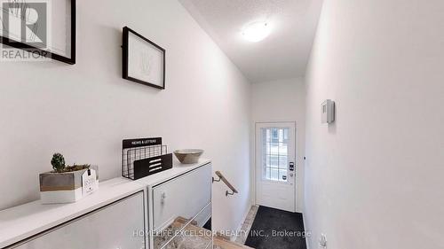 38 Glenstal Path, Oshawa (Windfields), ON - Indoor Photo Showing Other Room