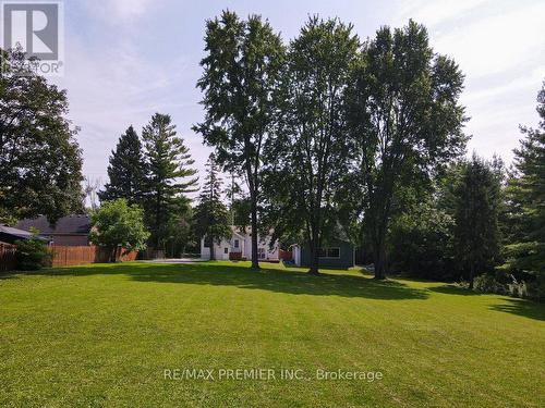 270 Conlin Road E, Oshawa, ON - Outdoor With Backyard