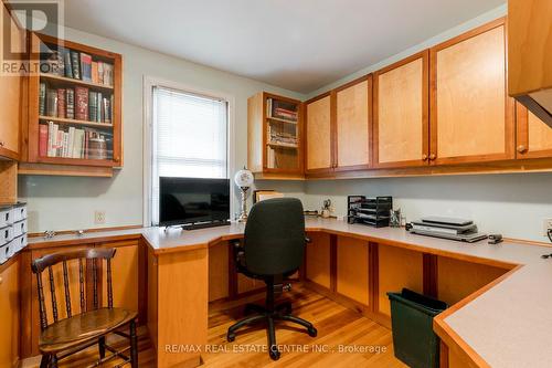 6952 Second Line, New Tecumseth, ON - Indoor Photo Showing Office