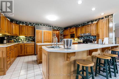 6952 Second Line, New Tecumseth, ON - Indoor Photo Showing Kitchen