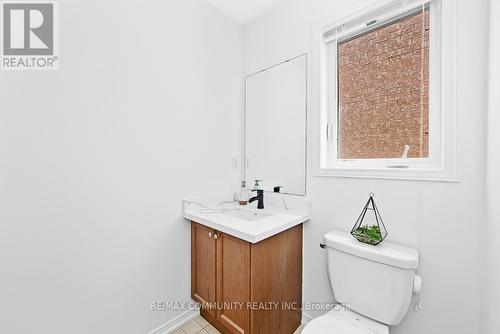 44 Hare Farm Gate, Whitchurch-Stouffville (Stouffville), ON - Indoor Photo Showing Bathroom