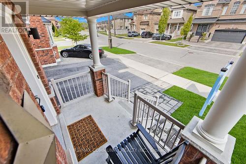 44 Hare Farm Gate, Whitchurch-Stouffville (Stouffville), ON - Outdoor