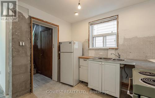 126 Barker Avenue, Toronto (Danforth Village-East York), ON - Indoor Photo Showing Kitchen With Double Sink