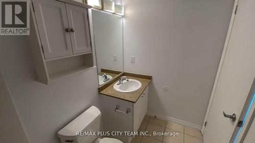 1302 - 12 Yonge Street, Toronto (Waterfront Communities), ON - Indoor Photo Showing Bathroom