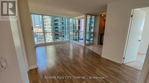 1302 - 12 Yonge Street, Toronto (Waterfront Communities), ON - Indoor Photo Showing Other Room