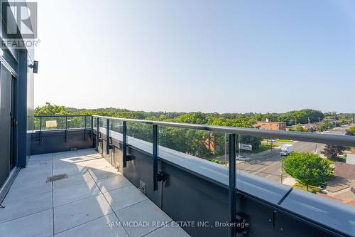 602 - 1316 Kingston Road, Toronto (Birchcliffe-Cliffside), ON - Outdoor With Balcony With View