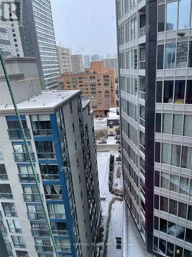 1512 - 60 Shuter Street, Toronto, ON - Outdoor With Facade