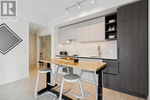 4102 - 55 Mercer Street, Toronto, ON - Indoor Photo Showing Kitchen With Upgraded Kitchen