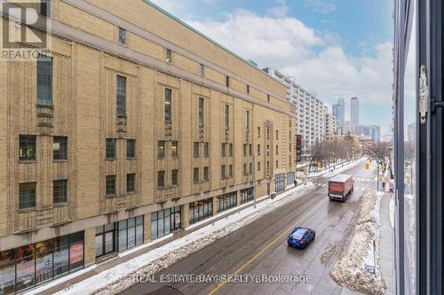 312 - 403 Church Street, Toronto, ON - Outdoor