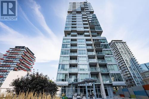 3105 - 199 Richmond Street W, Toronto, ON - Outdoor With Facade