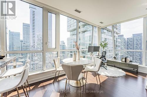 3105 - 199 Richmond Street W, Toronto, ON - Indoor Photo Showing Dining Room