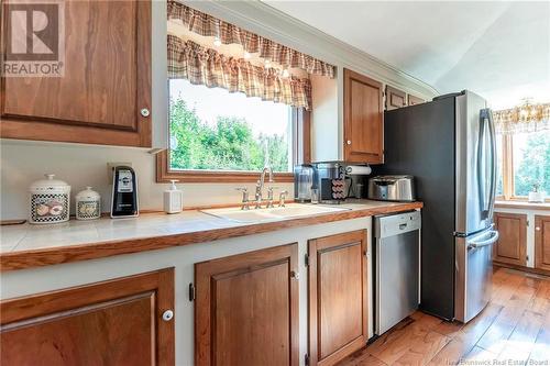 268 Woolastook Drive, Grand Bay-Westfield, NB - Indoor Photo Showing Kitchen With Double Sink