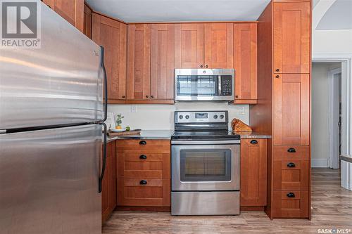 934 4Th Avenue N, Saskatoon, SK - Indoor Photo Showing Kitchen