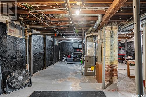 934 4Th Avenue N, Saskatoon, SK - Indoor Photo Showing Basement