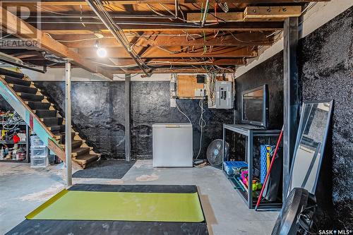 934 4Th Avenue N, Saskatoon, SK - Indoor Photo Showing Basement