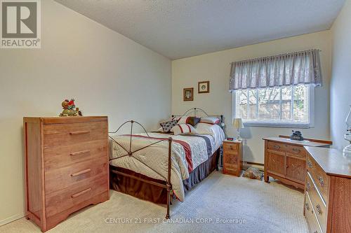 112 - 733 Deveron Crescent, London, ON - Indoor Photo Showing Bedroom