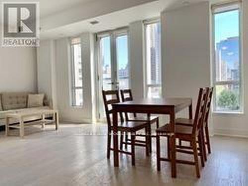 508 - 955 Bay Street, Toronto, ON - Indoor Photo Showing Dining Room