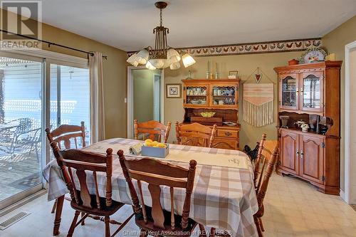 67 Windfield Crescent, Chatham, ON - Indoor Photo Showing Dining Room