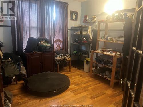 915 Marion, Windsor, ON - Indoor Photo Showing Other Room