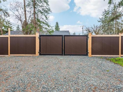 380 Hirst Ave West, Parksville, BC - Outdoor