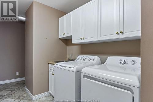 161 Pheasant Run, Lakeshore, ON - Indoor Photo Showing Laundry Room