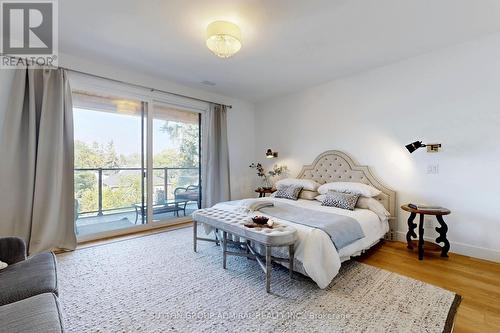 1037 Edgeleigh Avenue, Mississauga, ON - Indoor Photo Showing Bedroom