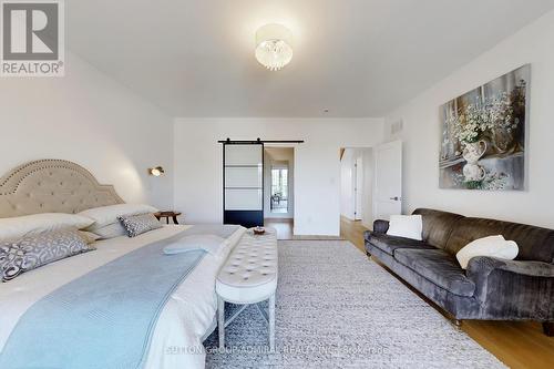 1037 Edgeleigh Avenue, Mississauga (Lakeview), ON - Indoor Photo Showing Bedroom