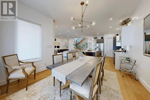 1037 Edgeleigh Avenue, Mississauga, ON - Indoor Photo Showing Dining Room