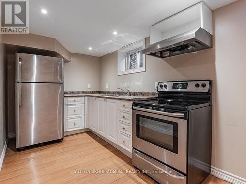 86 North Park Drive, Toronto, ON - Indoor Photo Showing Kitchen