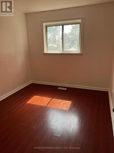 #Main - 3453 Oakglade Crescent, Mississauga (Erindale), ON - Indoor Photo Showing Other Room