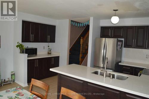 83 - 5030 Heatherleigh Avenue, Mississauga, ON - Indoor Photo Showing Kitchen With Double Sink