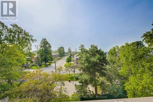 410 - 541 Blackthorn Avenue, Toronto (Keelesdale-Eglinton West), ON - Outdoor With View