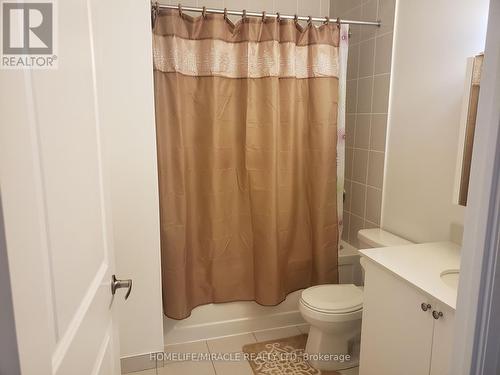 106 - 30 Via Rosedale Drive, Brampton (Sandringham-Wellington), ON - Indoor Photo Showing Bathroom