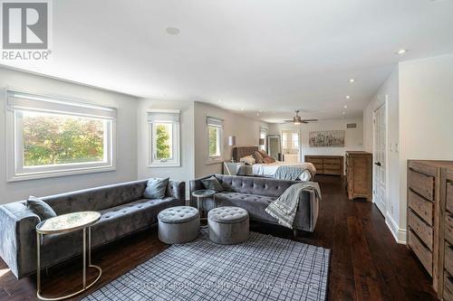 4508 Credit Pointe Drive, Mississauga (East Credit), ON - Indoor Photo Showing Living Room