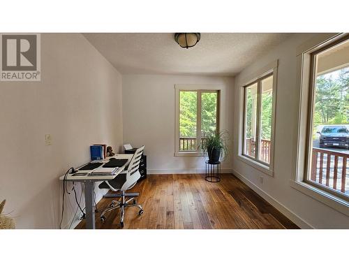 3056 Westview  Road, Cranbrook, BC - Indoor Photo Showing Office