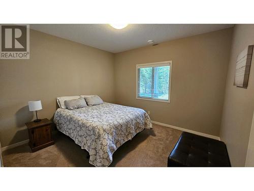 3056 Westview  Road, Cranbrook, BC - Indoor Photo Showing Bedroom